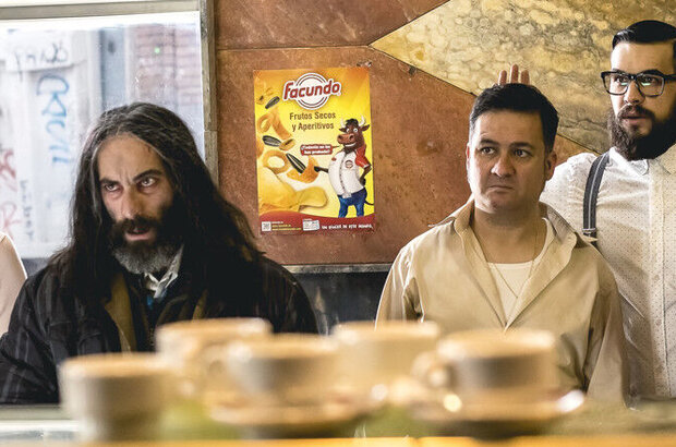 The Bar (2017) - photo 8