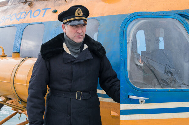 The Icebreaker (2016) - photo 19