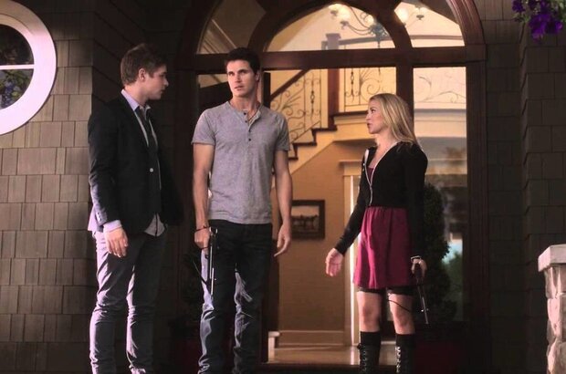The Hunters (2013) - photo 6