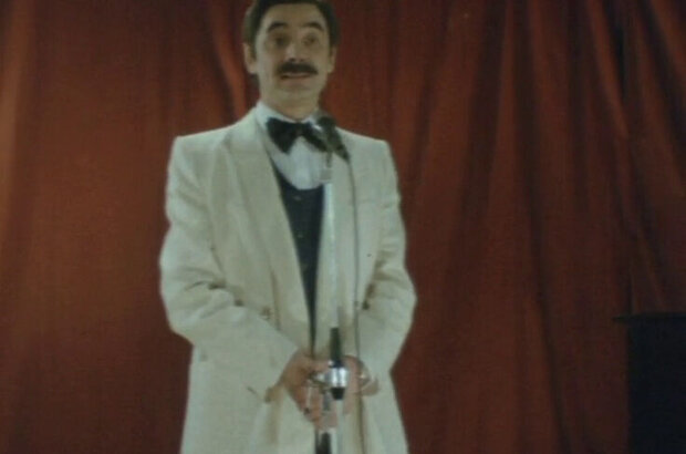With whom you are married, singer? (1988) - photo 2