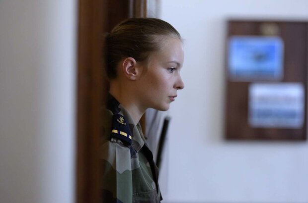 Девушка в зеленом берете (2018) - фото 8