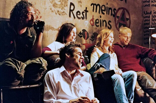 What to Do in Case of Fire (2001) - photo 6