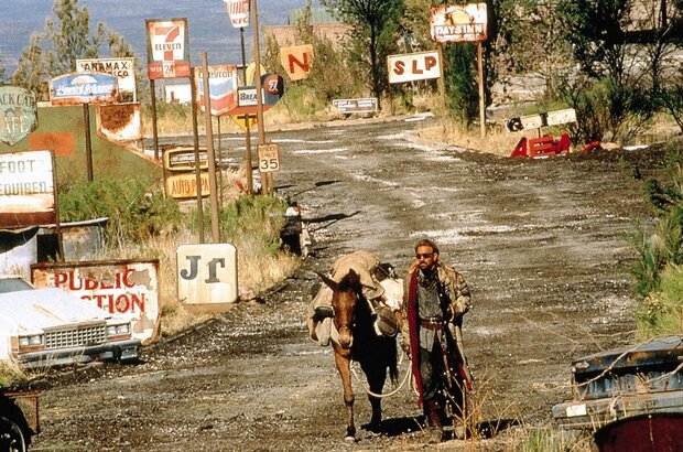 The Postman (1997) - photo 7