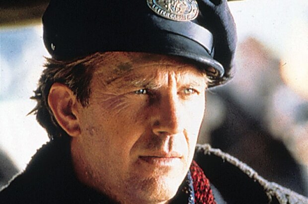 The Postman (1997) - photo 2