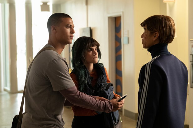 Don't Look Deeper (2020) - photo 1