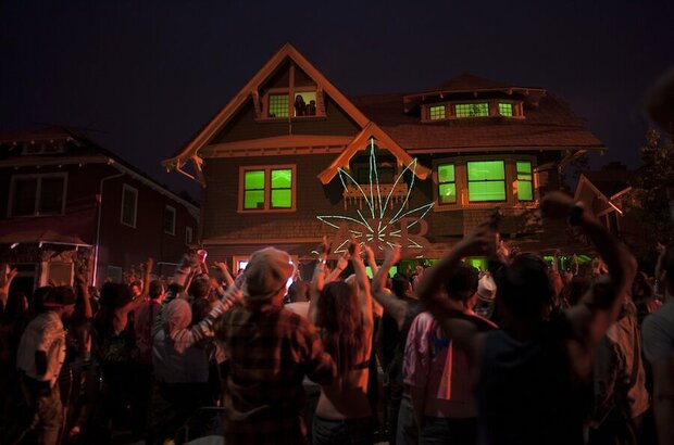 Neighbors (2014) - photo 15