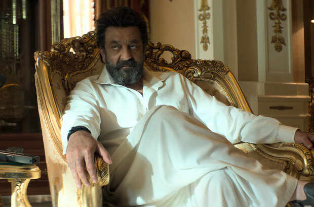 Специалист (2025) - фото 9