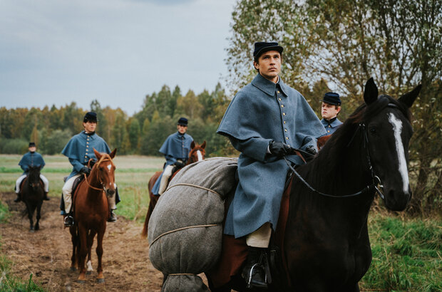 Raven's Hollow (2022) - photo 8