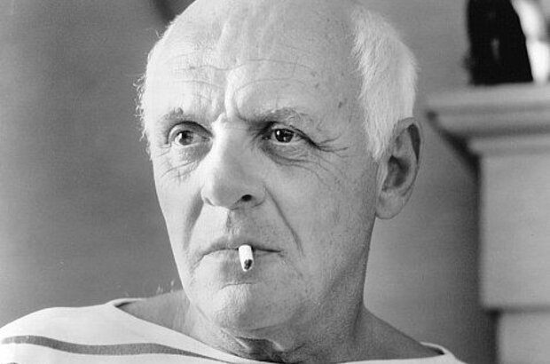 Surviving Picasso (1996) - photo 4