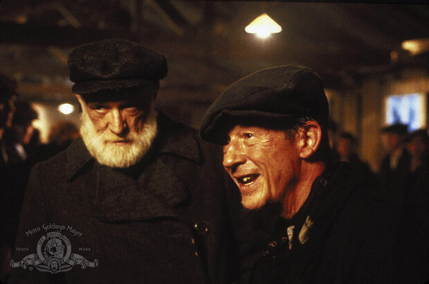 The Field (1990) - photo 6