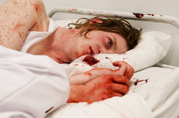 Antiviral (2012) - photo 6