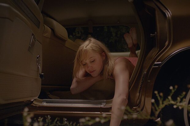 It Follows (2014) - photo 4