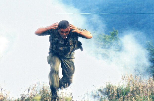 Checkpoint (1998) - photo 12
