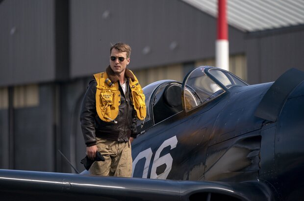 Devotion (2022) - photo 3