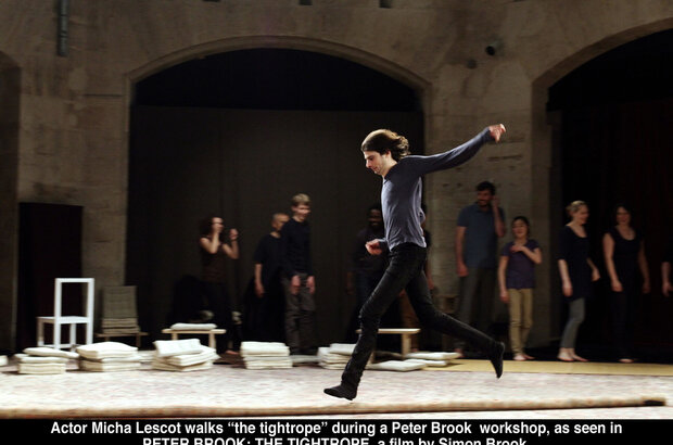 Peter Brook: The Tightrope (2012) - photo 1