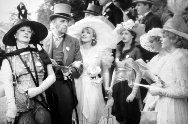 Knight Without Armor (1937) - photo 5