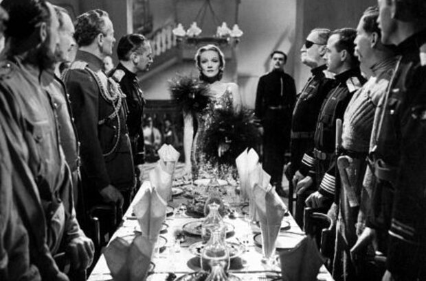 Knight Without Armor (1937) - photo 3
