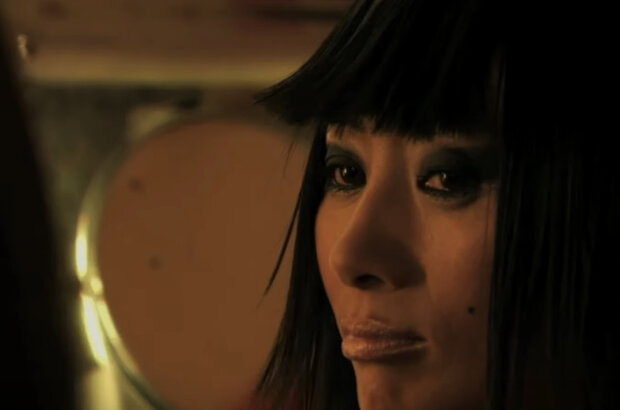 A Beautiful Life (2008) - photo 1