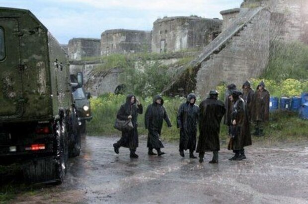 The Ugly Swans (2006) - photo 3