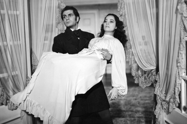 Wuthering Heights (1939) - photo 1