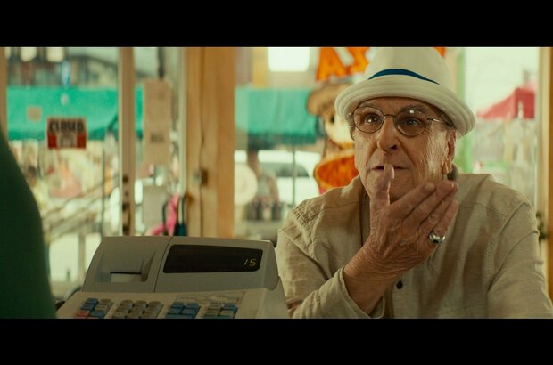 Little Italy (2018) - photo 5