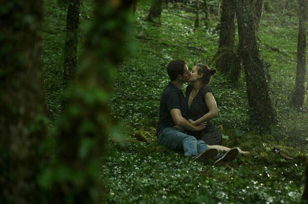 White As Snow (2019) - photo 4