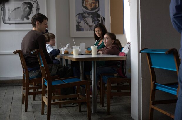 The Rebound (2009) - photo 8