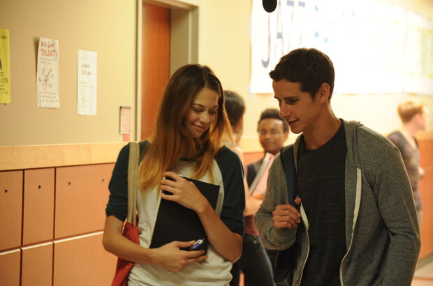 4 Minute Mile (2014) - photo 2