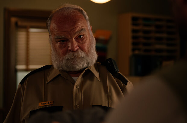 The Invisible Raptor (2023) - photo 1