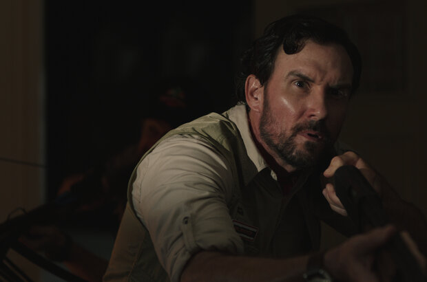 The Invisible Raptor (2023) - photo 6