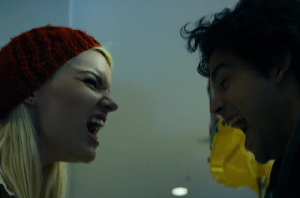 Mall (2014) - photo 2