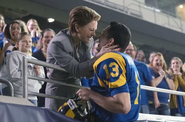 American Underdog (2021) - photo 7