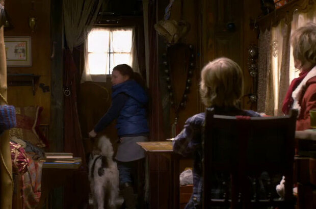When Santa Fell to Earth (2011) - photo 6