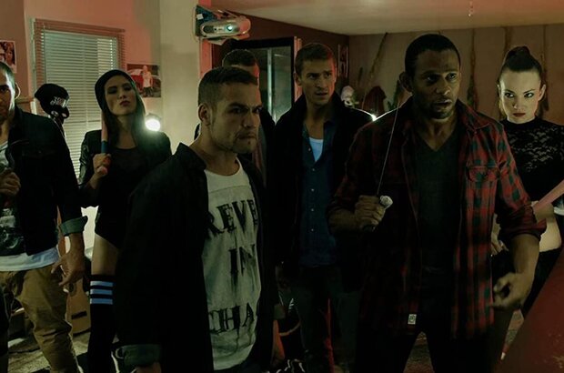 Night Fare (2015) - photo 1