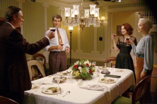 Married Life (2007) - photo 2