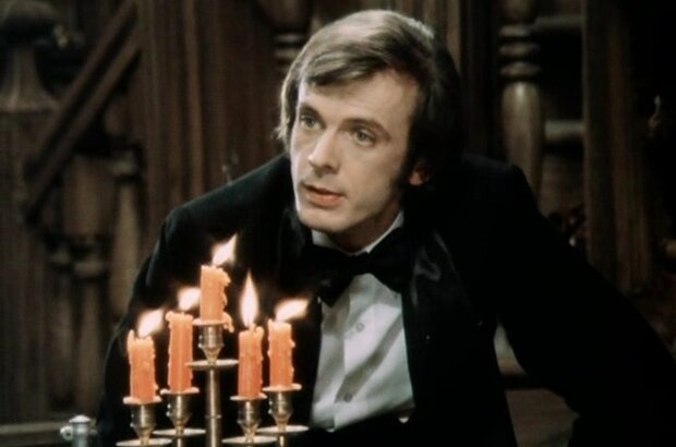 Pure English Murder (1974) - photo 5