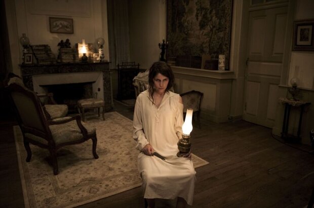Behind the Walls (2011) - photo 9