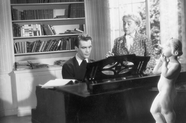 Music in Darkness (1948) - photo 3
