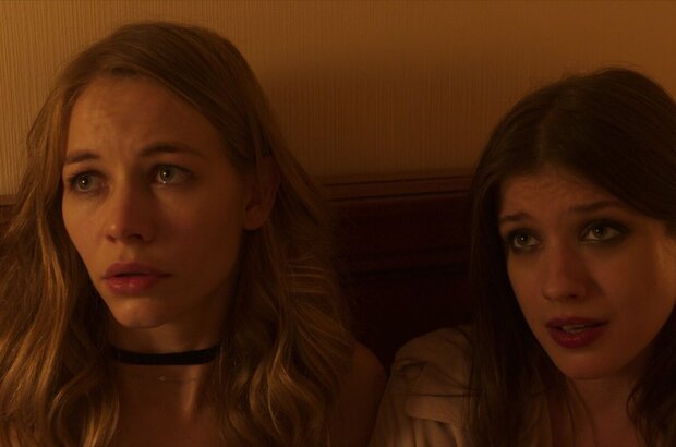 Blockbuster (2017) - photo 19