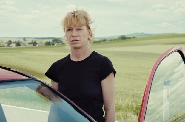 Andrea Gets a Divorce (2024) - photo 2