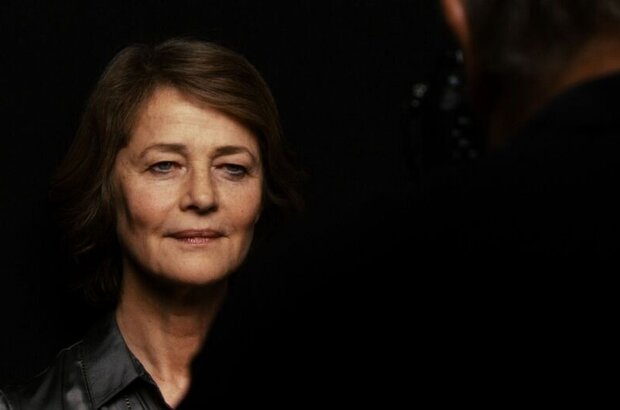 The Look (2011) - photo 9
