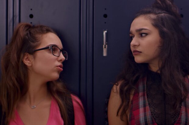 Teenage Girl: Valerie's Holiday (2019) - photo 2