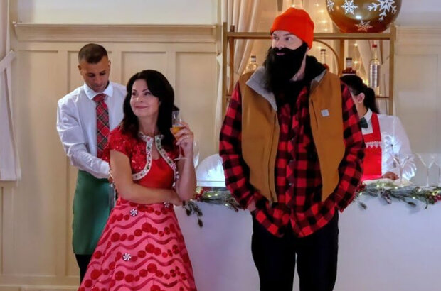 Magic in Mistletoe (2023) - photo 4