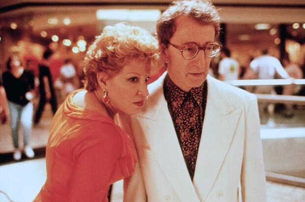 Scenes from a Mall (1991) - photo 4