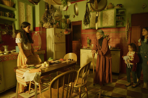 Evil Eye (2022) - photo 8
