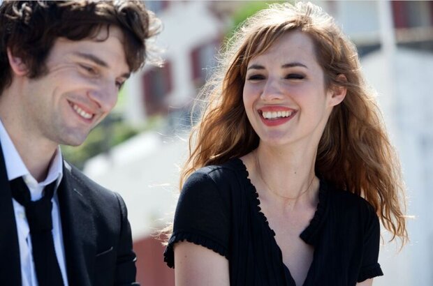 Love Lasts Three Years (2012) - photo 2