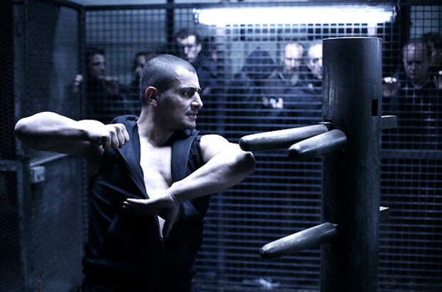 Chrysalis (2007) - photo 5