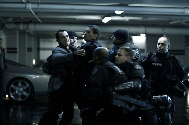 Chrysalis (2007) - photo 2