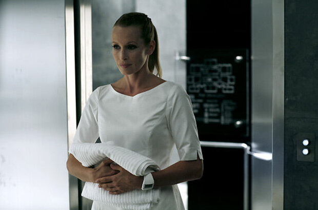 Chrysalis (2007) - photo 3