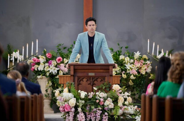 An Easter Bloom (2024) - photo 4